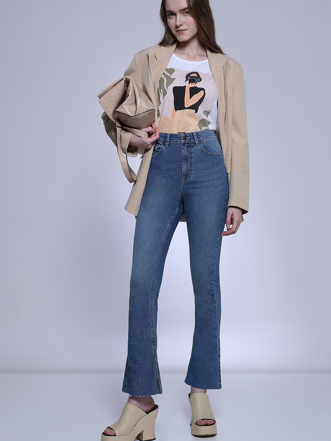 Vero Moda Women Solid Blue Jeans