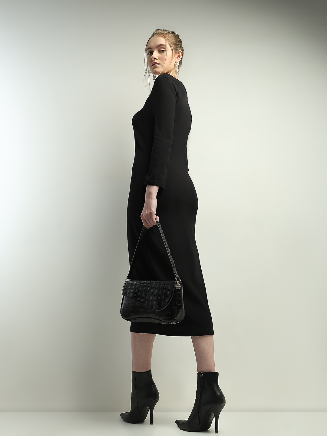 Vero Moda Women Solid Black Dresses
