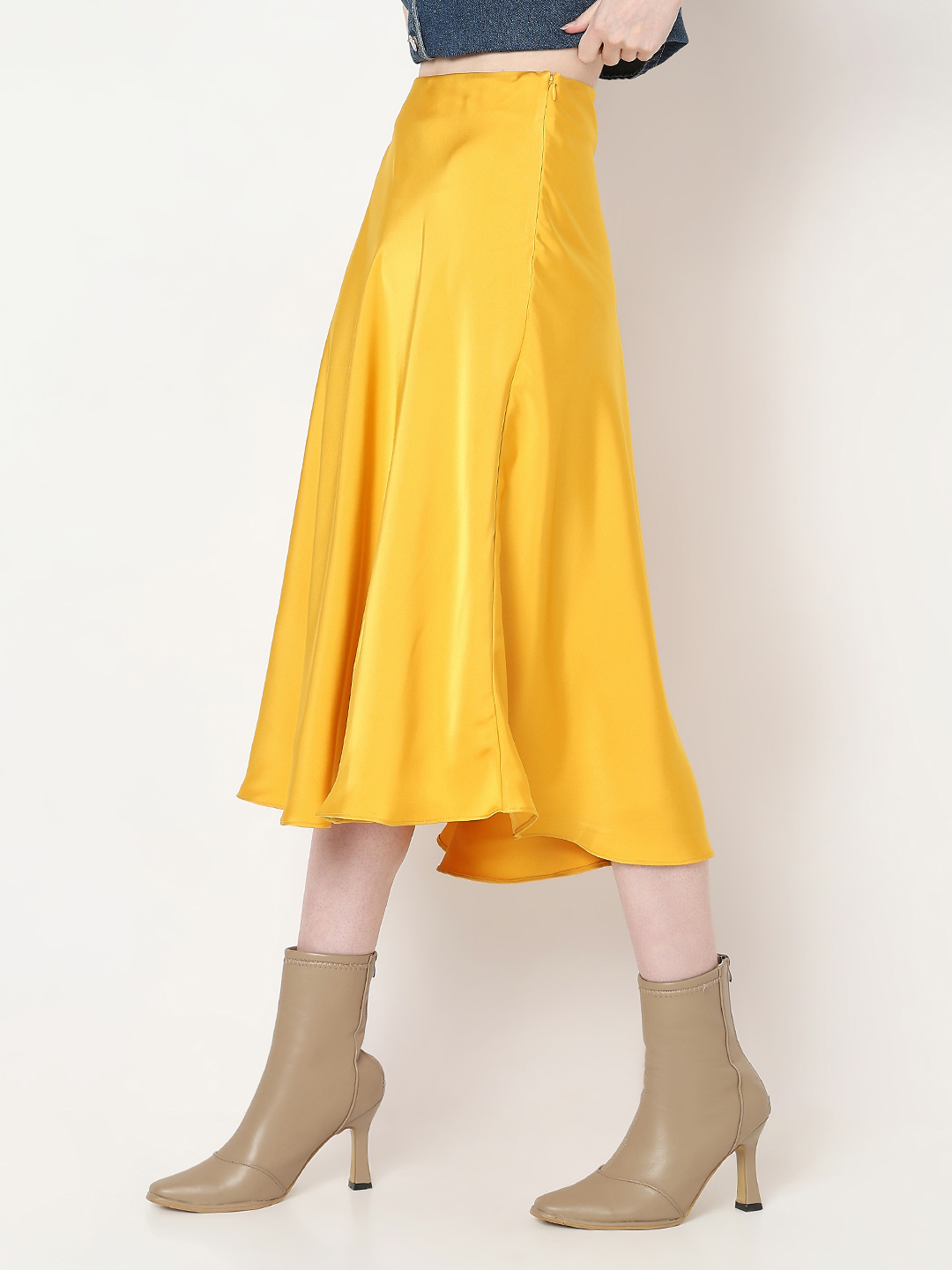 Vero Moda Women Solid Yellow Skirt