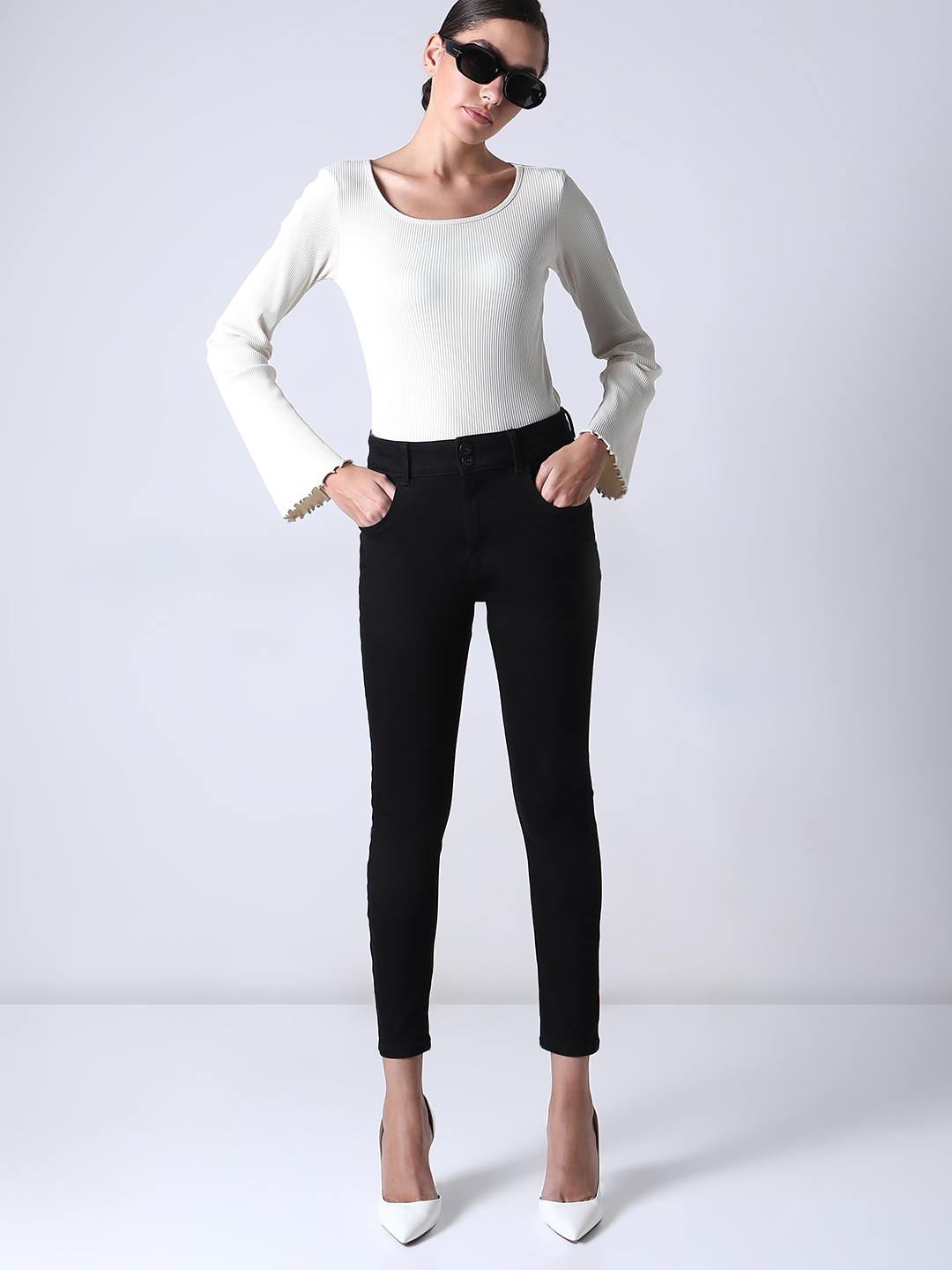 Vero Moda Women Solid Black Jeans
